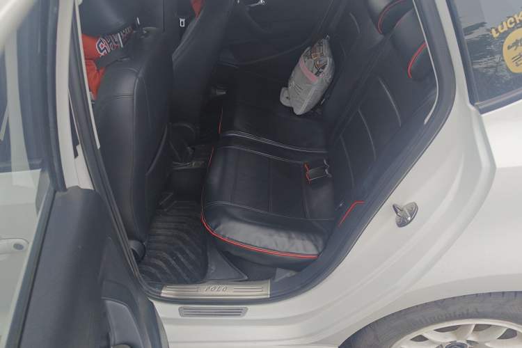 Used Volkswagen Polo 2016 1.6L Automatic Comfort Model Left Rear Seat