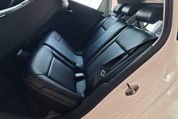 Used Volkswagen Polo 2016 1.6L Automatic Comfort Model Left Rear Seat