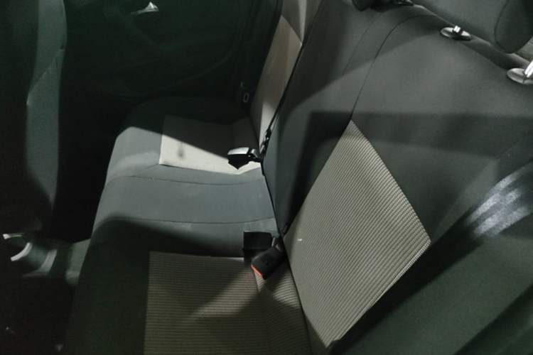 Used Volkswagen Polo 2016 1.4L Manual Fashion Model Left Rear Seat