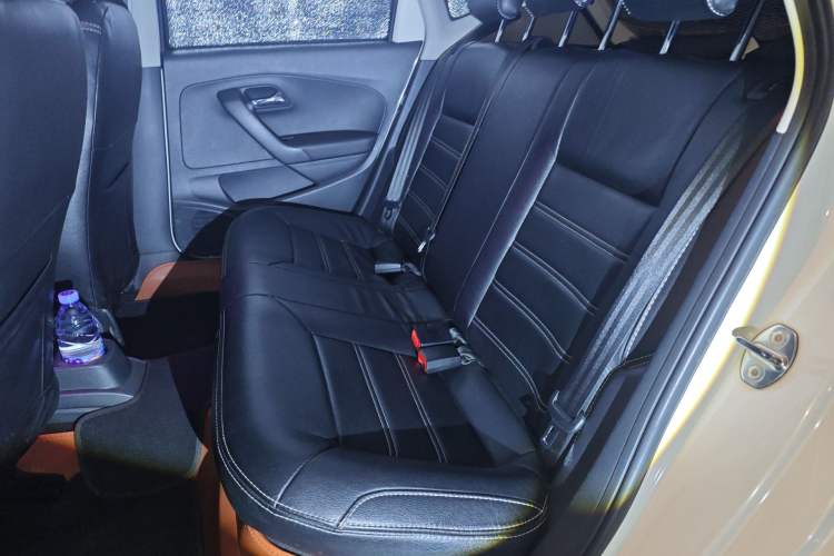 Used Volkswagen Polo 2016 1.4L Manual Fashion Model Left Rear Seat