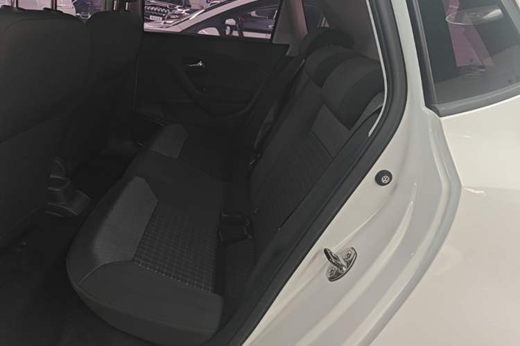 Used Volkswagen Polo 2016 1.6L Automatic Comfort Model Left Rear Seat