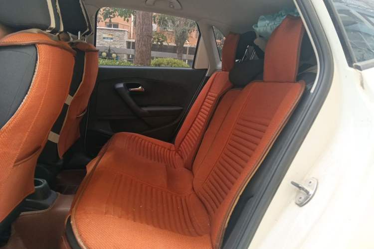 Used Volkswagen Polo 2016 1.4L Manual Fashion Model Left Rear Seat
