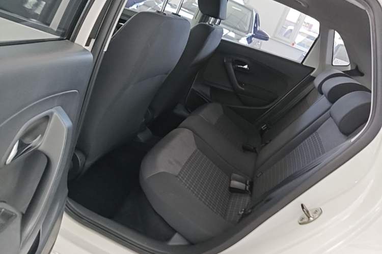 Used Volkswagen Polo 2016 1.6L Automatic Comfort Model Left Rear Seat