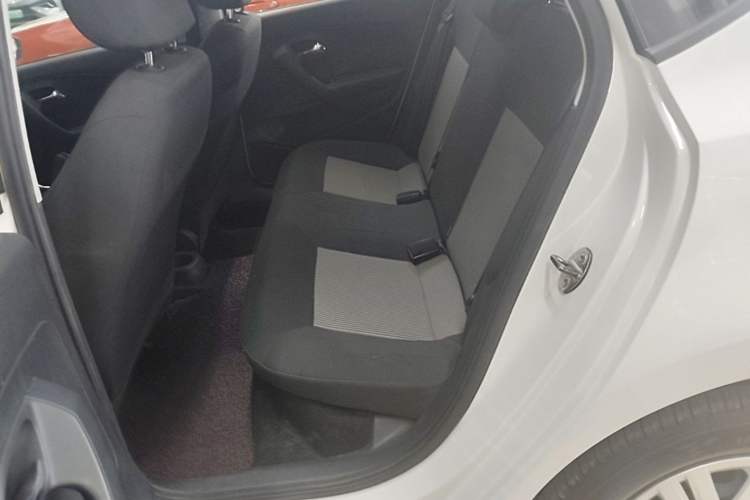 Used Volkswagen Polo 2016 1.4L Manual Fashion Model Left Rear Seat