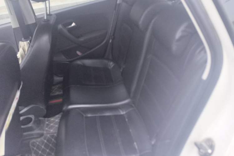 Used Volkswagen Polo 2016 1.6L Automatic Comfort Model Left Rear Seat