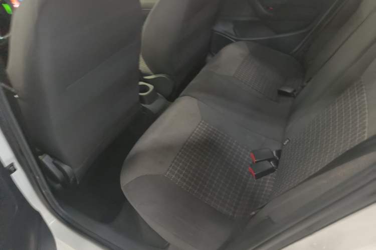 Used Volkswagen Polo 2016 1.6L Automatic Comfort Model Left Rear Seat