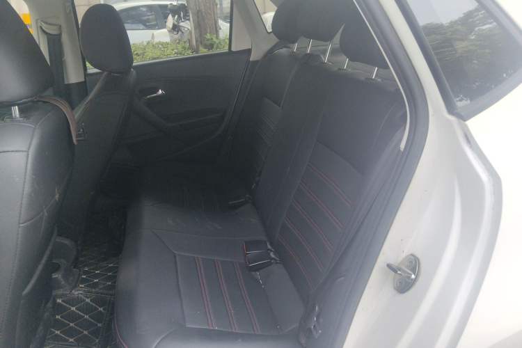Used Volkswagen Polo 2016 1.4L Manual Fashion Model Left Rear Seat