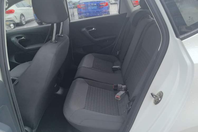 Used Volkswagen Polo 2016 1.6L Automatic Comfort Model Left Rear Seat