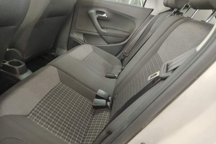 Used Volkswagen Polo 2016 1.6L Automatic Comfort Model Left Rear Seat