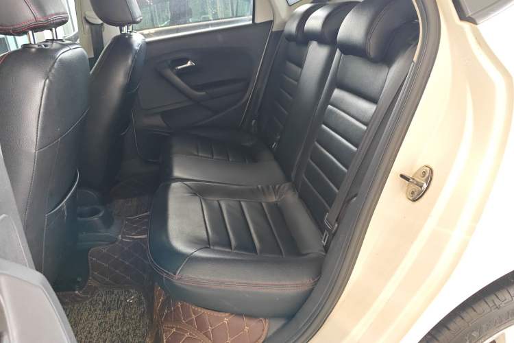 Used Volkswagen Polo 2016 1.6L Automatic Comfort Model Left Rear Seat