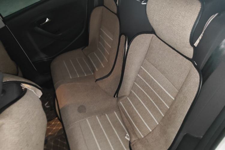 Used Volkswagen Polo 2016 1.4L Manual Fashion Model Left Rear Seat