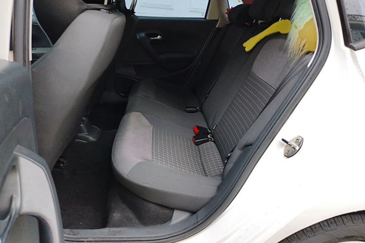 Used Volkswagen Polo 2016 1.6L Automatic Comfort Model Left Rear Seat