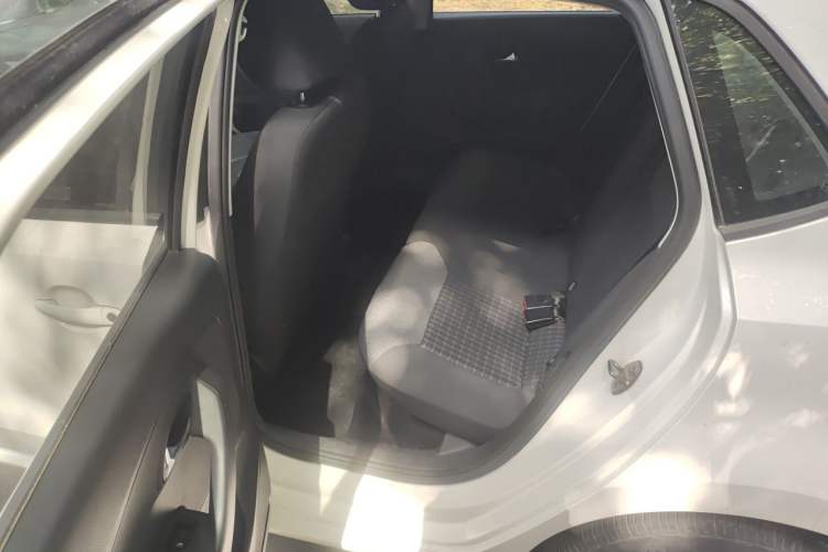 Used Volkswagen Polo 2016 1.6L Automatic Comfort Model Left Rear Seat
