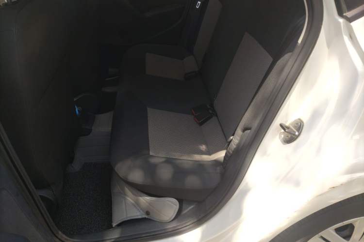 Used Volkswagen Polo 2016 1.4L Manual Fashion Model Left Rear Seat