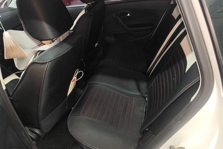 Used Volkswagen Polo 2016 1.6L Automatic Comfort Model Left Rear Seat