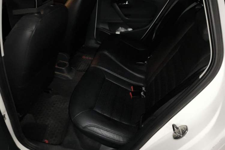 Used Volkswagen Polo 2016 1.6L Automatic Comfort Model Left Rear Seat