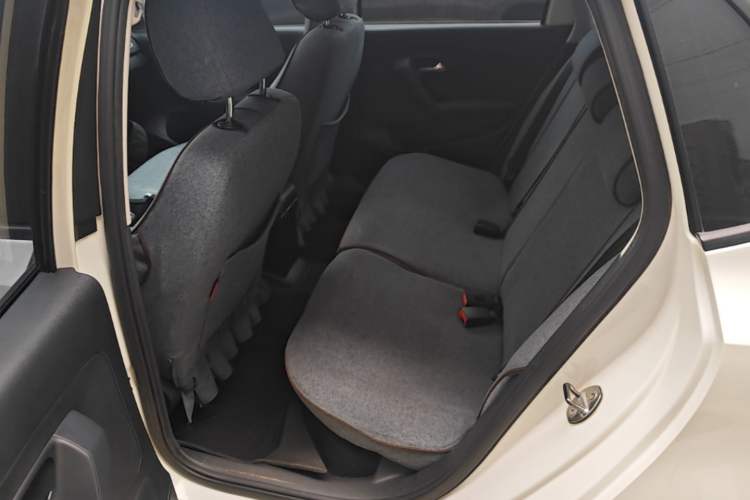 Used Volkswagen Polo 2016 1.6L Automatic Comfort Model Left Rear Seat