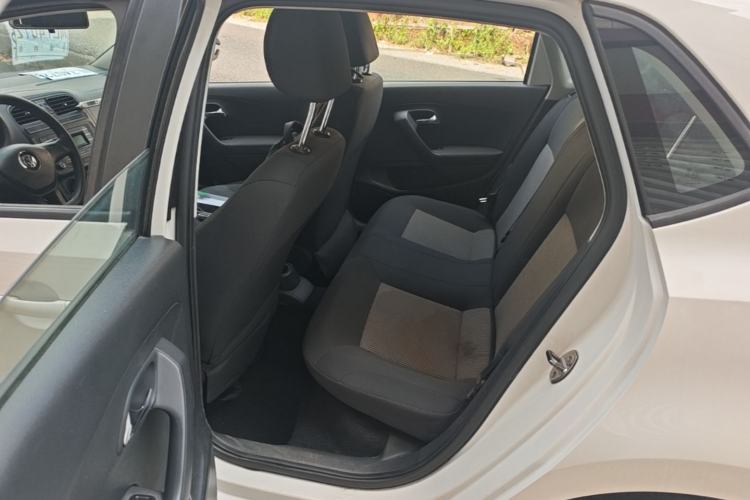 Used Volkswagen Polo 2016 1.4L Manual Fashion Model Left Rear Seat
