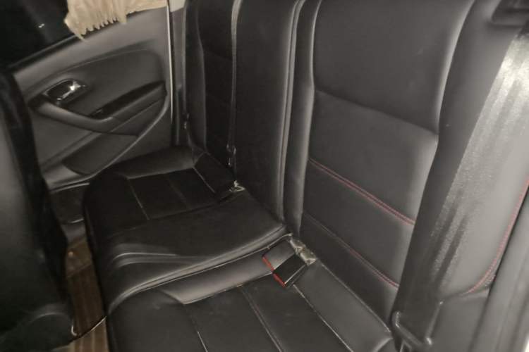 Used Volkswagen Polo 2016 1.6L Automatic Comfort Model Left Rear Seat