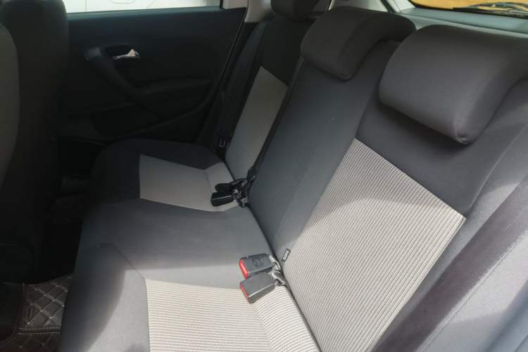 Used Volkswagen Polo 2016 1.4L Manual Fashion Model Left Rear Seat