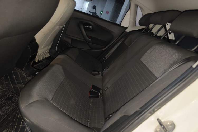 Used Volkswagen Polo 2016 1.6L Automatic Comfort Model Left Rear Seat