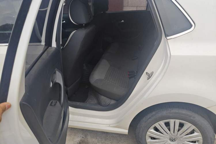 Used Volkswagen Polo 2016 1.6L Automatic Comfort Model Left Rear Seat