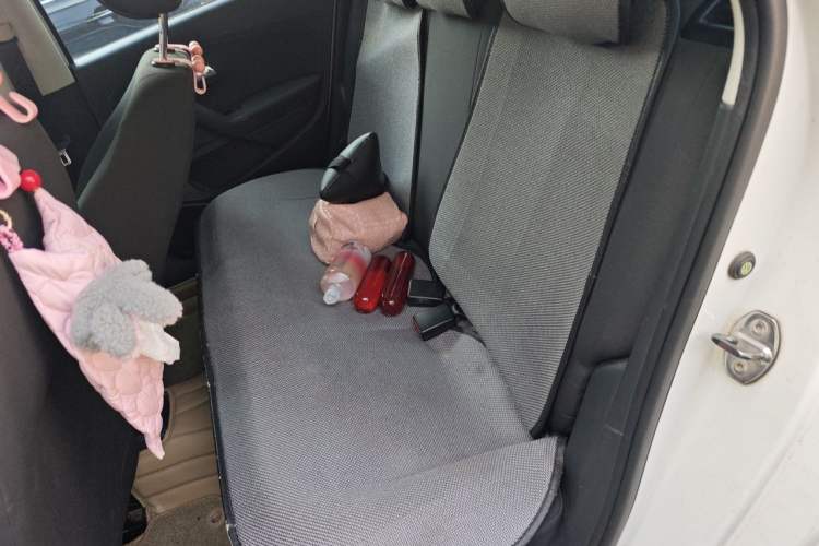 Used Volkswagen Polo 2016 1.4L Manual Fashion Model Left Rear Seat