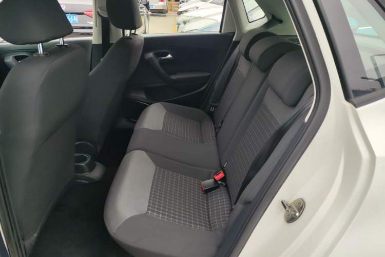 Used Volkswagen Polo 2016 1.6L Automatic Comfort Model Left Rear Seat