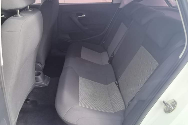 Used Volkswagen Polo 2016 1.4L Manual Fashion Model Left Rear Seat