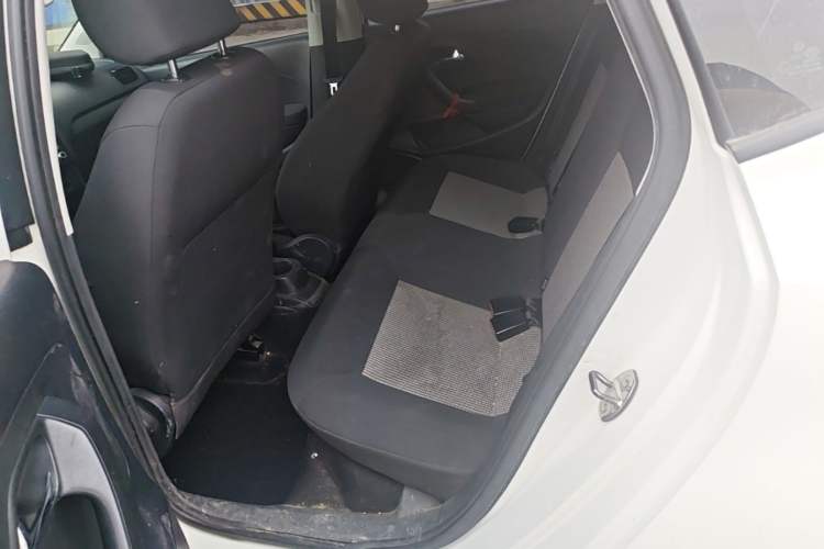 Used Volkswagen Polo 2016 1.4L Manual Fashion Model Left Rear Seat