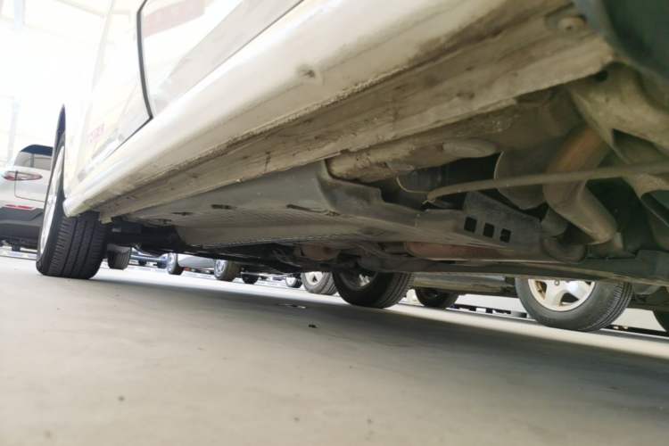 Used Volkswagen Polo 2016 1.6L Automatic Luxury Model Left Side Sill