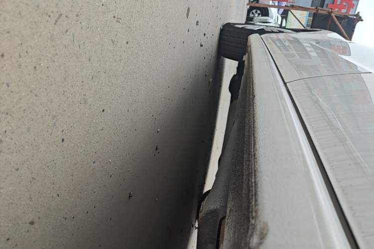 Used Volkswagen Polo 2016 1.4L Automatic Trendy Model Left Side Sill