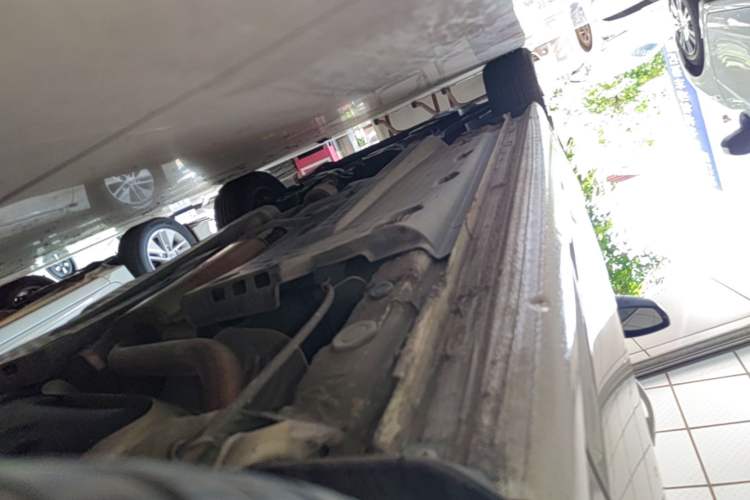Used Volkswagen Polo 2016 1.4L Automatic Trendy Model Left Side Sill