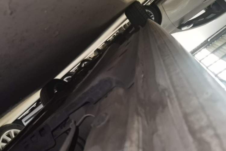 Used Volkswagen Polo 2016 1.6L Automatic Comfort Model Left Side Sill