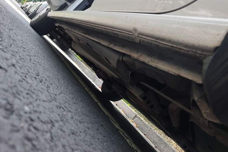 Used Volkswagen Polo 2016 1.4L Manual Fashion Model Left Side Sill