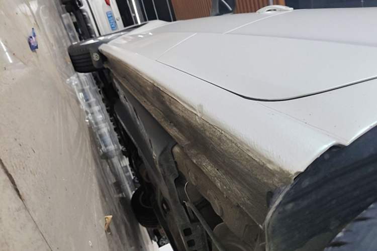 Used Volkswagen Polo 2016 1.4L Automatic Trendy Model Left Side Sill