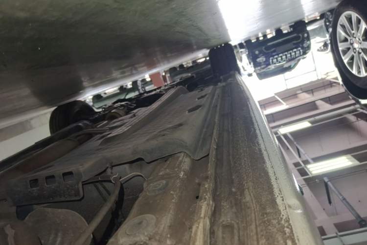 Used Volkswagen Polo 2016 1.6L Automatic Comfort Model Left Side Sill