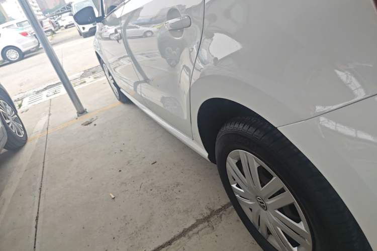 Used Volkswagen Polo 2016 1.4L Automatic Trendy Model Left Side Sill