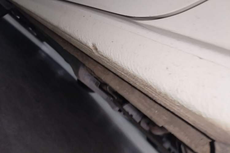 Used Volkswagen Polo 2016 1.6L Automatic Comfort Model Left Side Sill