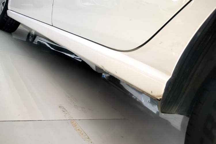 Used Volkswagen Polo 2016 1.4L Automatic Trendy Model Left Side Sill
