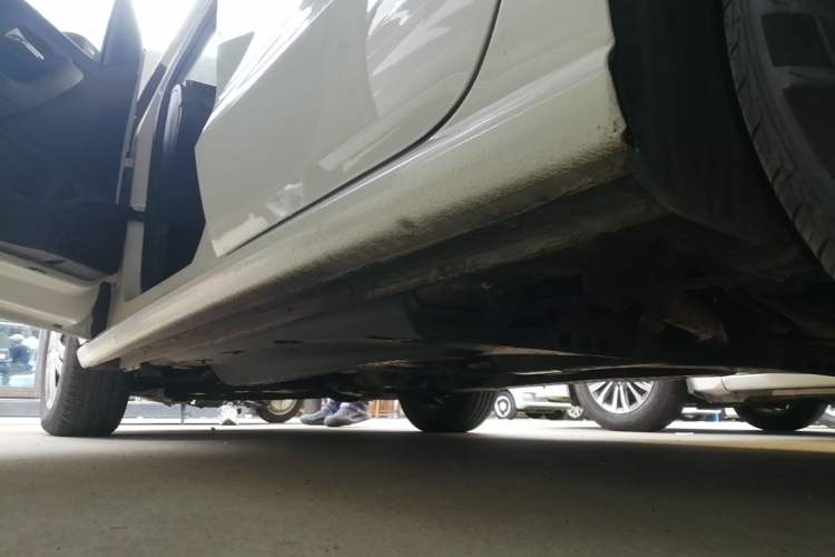 Used Volkswagen Polo 2016 1.4L Automatic Trendy Model Left Side Sill