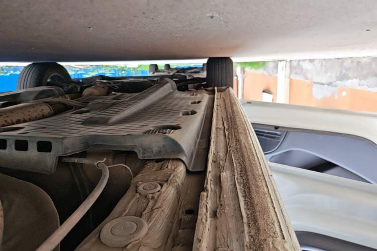 Used Volkswagen Polo 2016 1.4L Manual Fashion Model Left Side Sill
