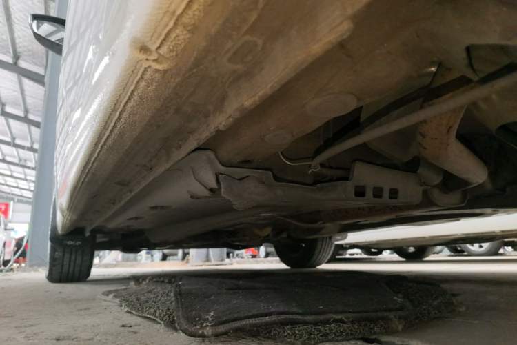 Used Volkswagen Polo 2016 1.6L Automatic Comfort Model Left Side Sill
