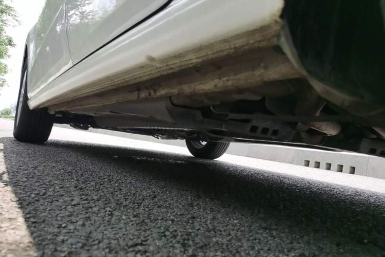 Used Volkswagen Polo 2016 1.4L Manual Fashion Model Left Side Sill