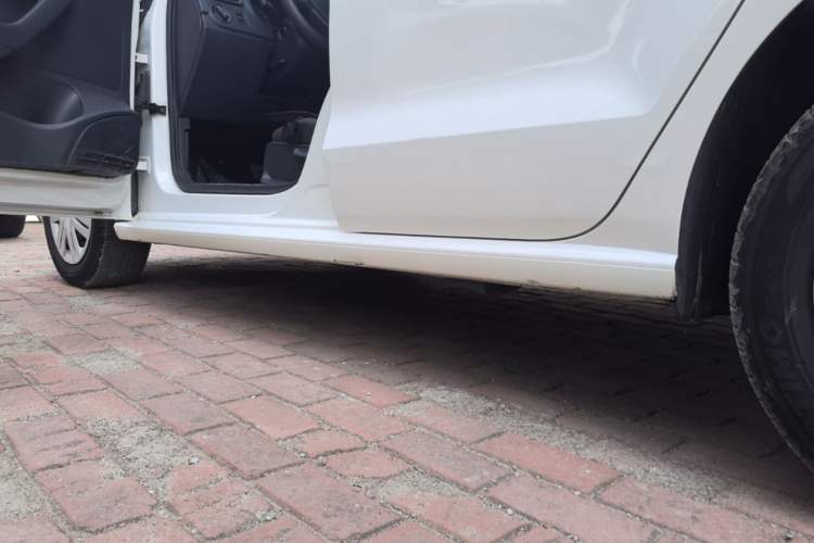 Used Volkswagen Polo 2016 1.4L Automatic Trendy Model Left Side Sill
