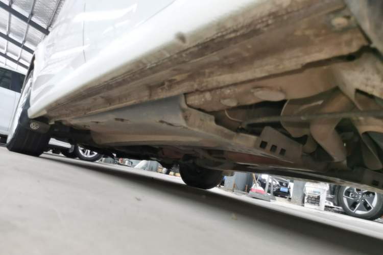 Used Volkswagen Polo 2016 1.6L Automatic Comfort Model Left Side Sill