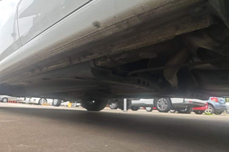 Used Volkswagen Polo 2016 1.4L Automatic Trendy Model Left Side Sill