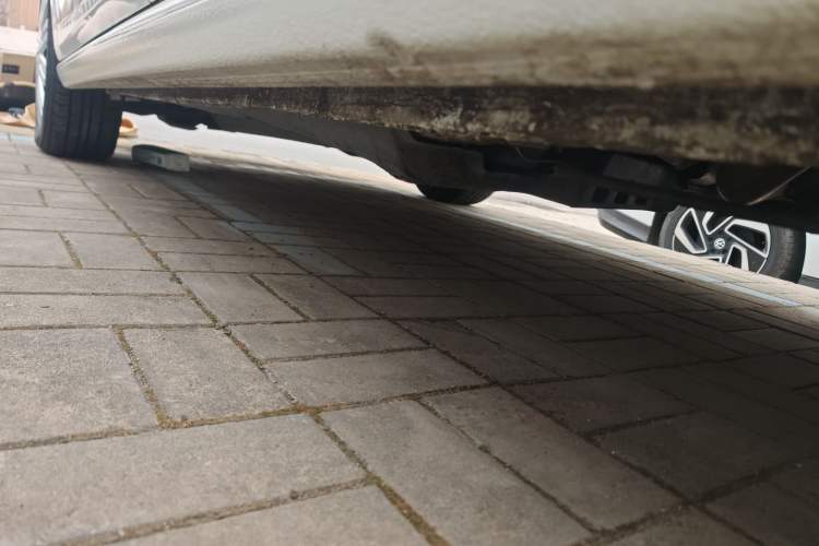 Used Volkswagen Polo 2016 1.6L Automatic Comfort Model Left Side Sill