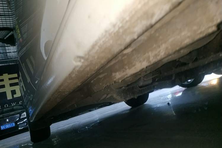 Used Volkswagen Polo 2016 1.6L Automatic Comfort Model Left Side Sill