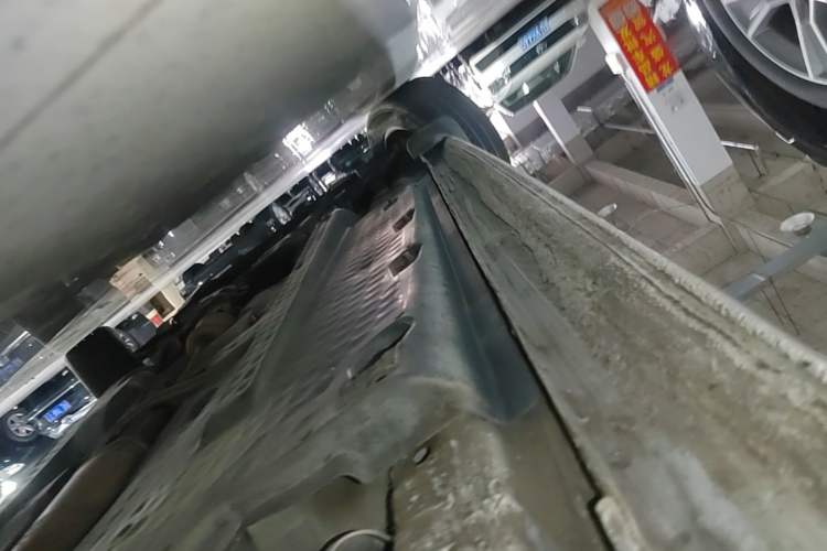 Used Volkswagen Polo 2016 1.4L Manual Fashion Model Left Side Sill